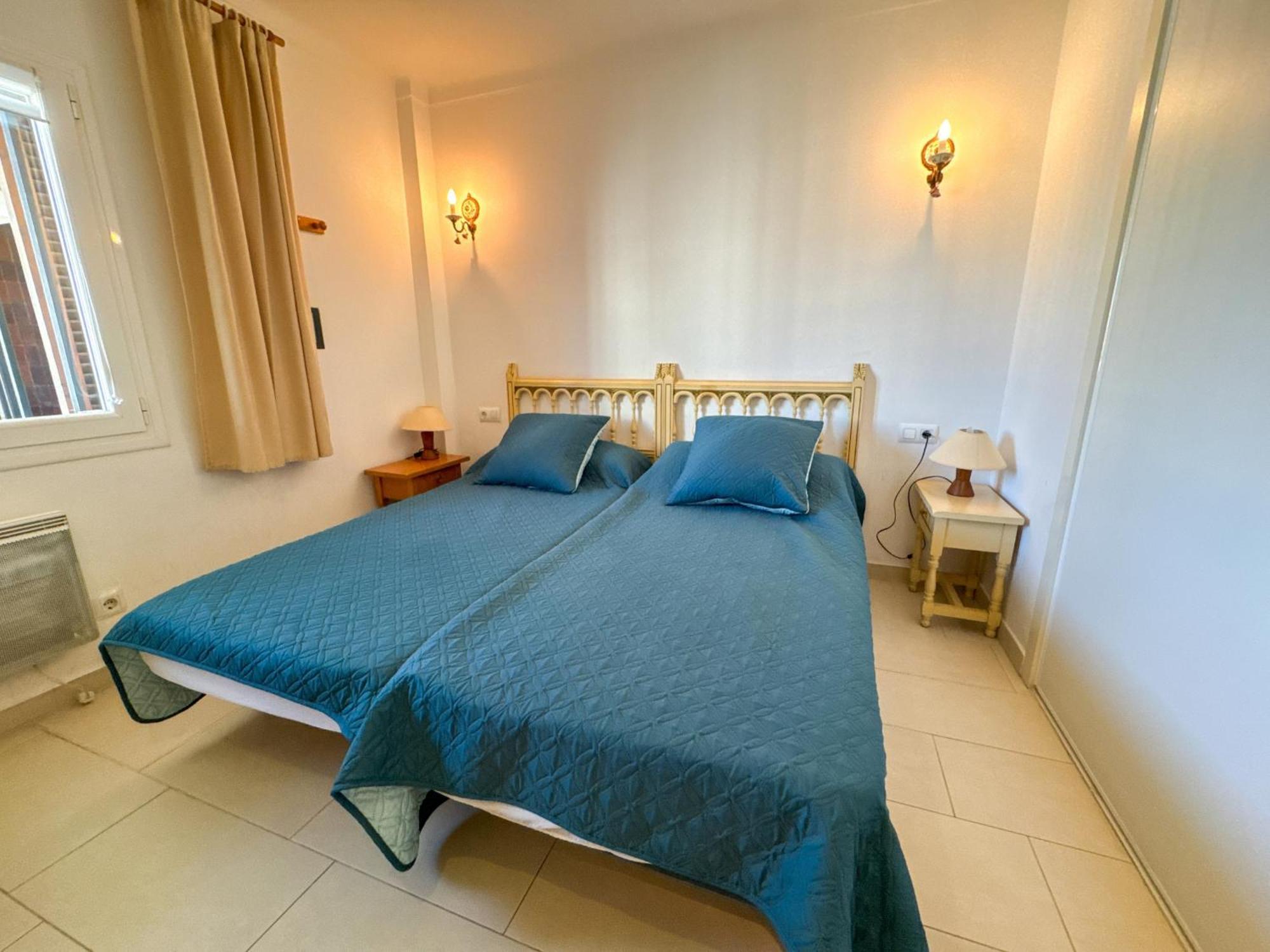 Europa 51 Apartamento Rosas